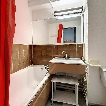 Renove Proche Des Pistes Avec Balcon - Fr-1-344-1063